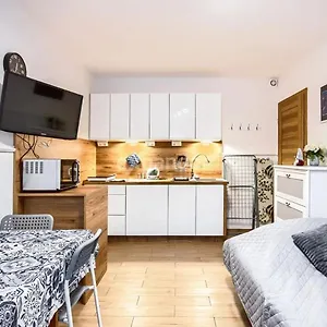 Luksusowy Gaj Apartament , Вроцлав Польша